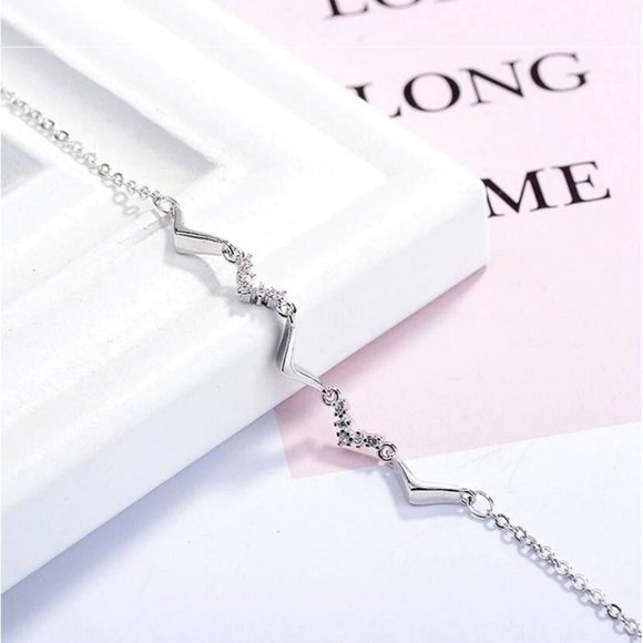 NEW 925 Sterling Silver Diamond Wave Bracelet C - Picture 3 of 6